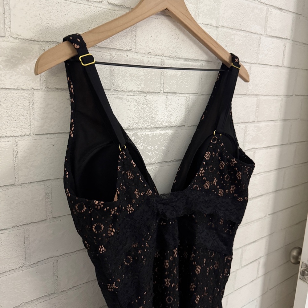 SWIMSUITS FOR ALL Black Lace Plunge One Piece Swimsuit - Picture 7 of 12